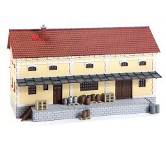 Velký patrový sklad s rampami