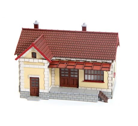 Malý zděný sklad s rampou